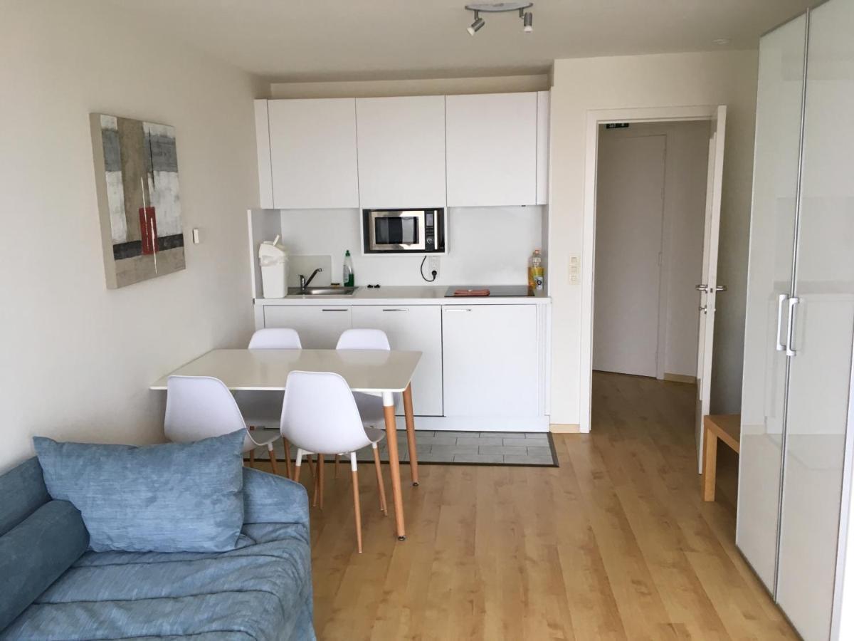 prachtige studio met havenzicht Ostenda Esterno foto